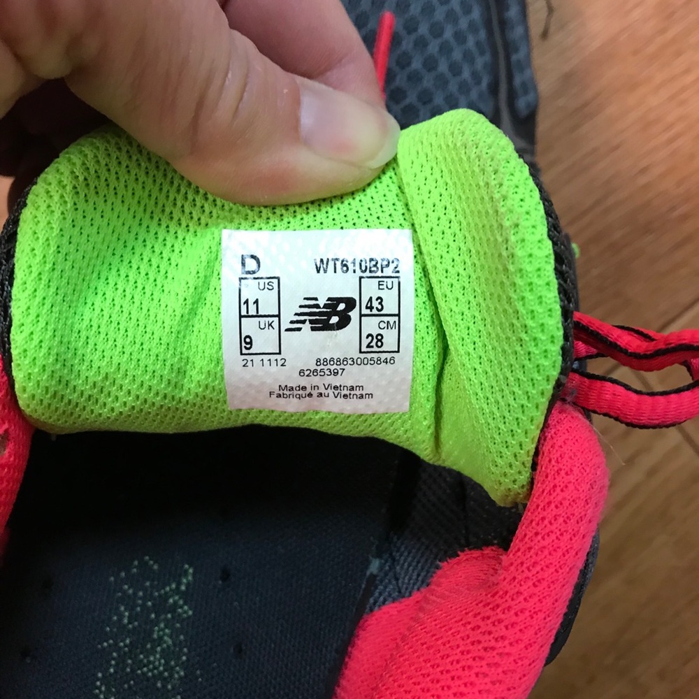 New balance sneakers women’s